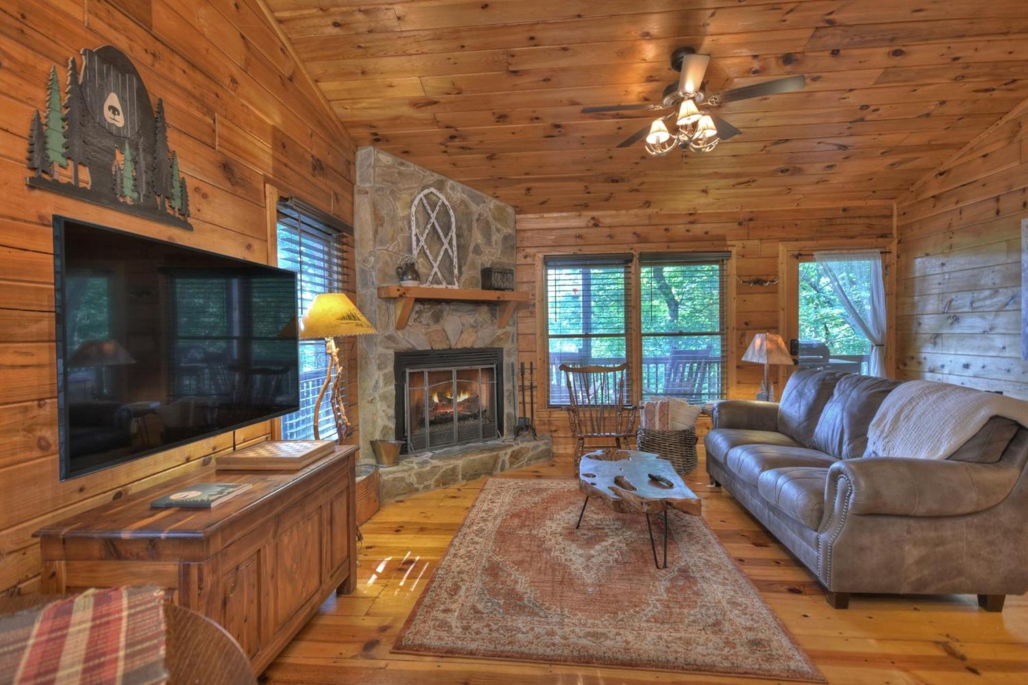 Bearfoot Ridge Wood-Burning Fireplace Cozy Hot Tub Serene Views Ellijay Bagian luar foto