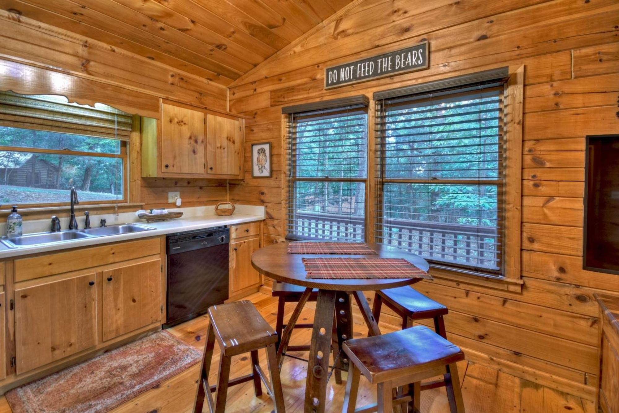 Bearfoot Ridge Wood-Burning Fireplace Cozy Hot Tub Serene Views Ellijay Bagian luar foto